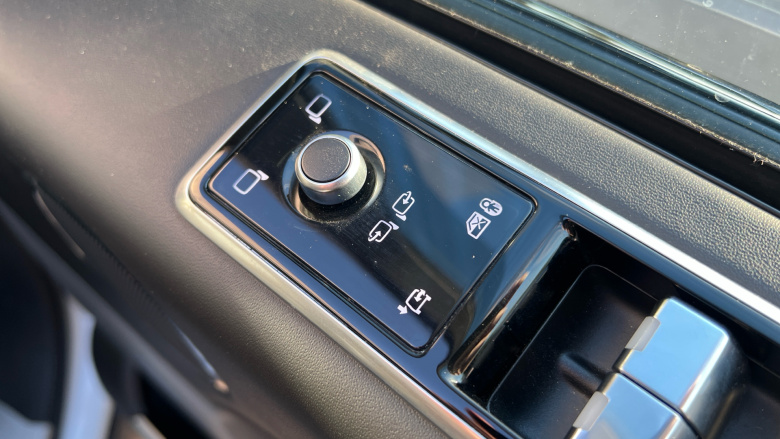 Land Rover Range Rover 3.0 SDV6 Autobiography 4dr Auto Diesel Estate